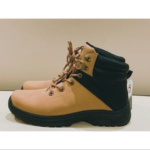 Avalanche AV89802 Ankle Water Resistant Boots w/Lug Outsole